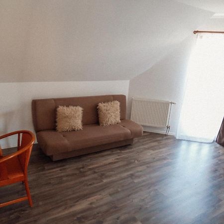 Megnyugtat-Lak Apartmanhaz Demjén Extérieur photo