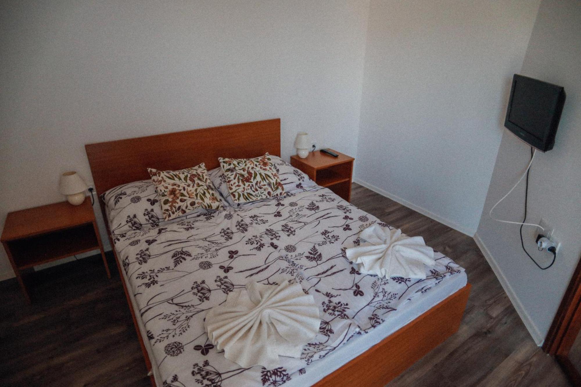 Megnyugtat-Lak Apartmanhaz Demjén Extérieur photo